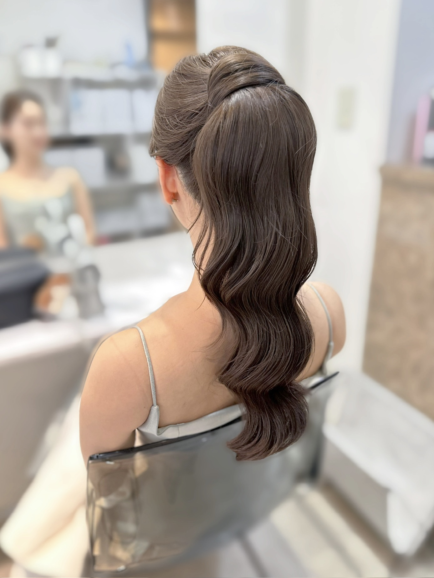 高めウェーブポニー