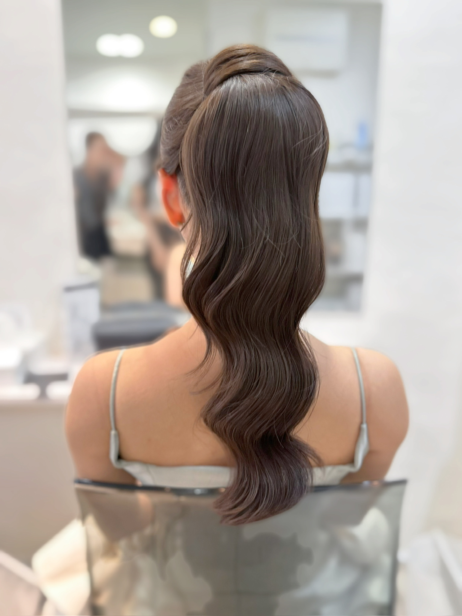 高めウェーブポニー